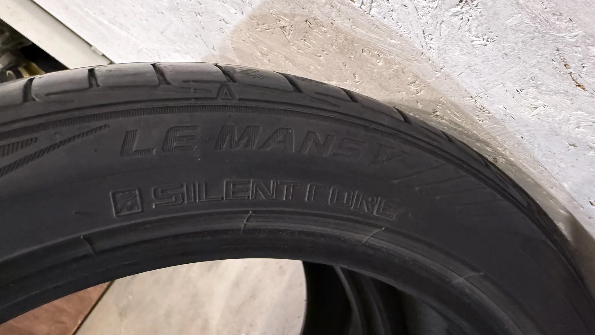 Dunlop Le Mans V R 17/215/45 - миниатюра 5