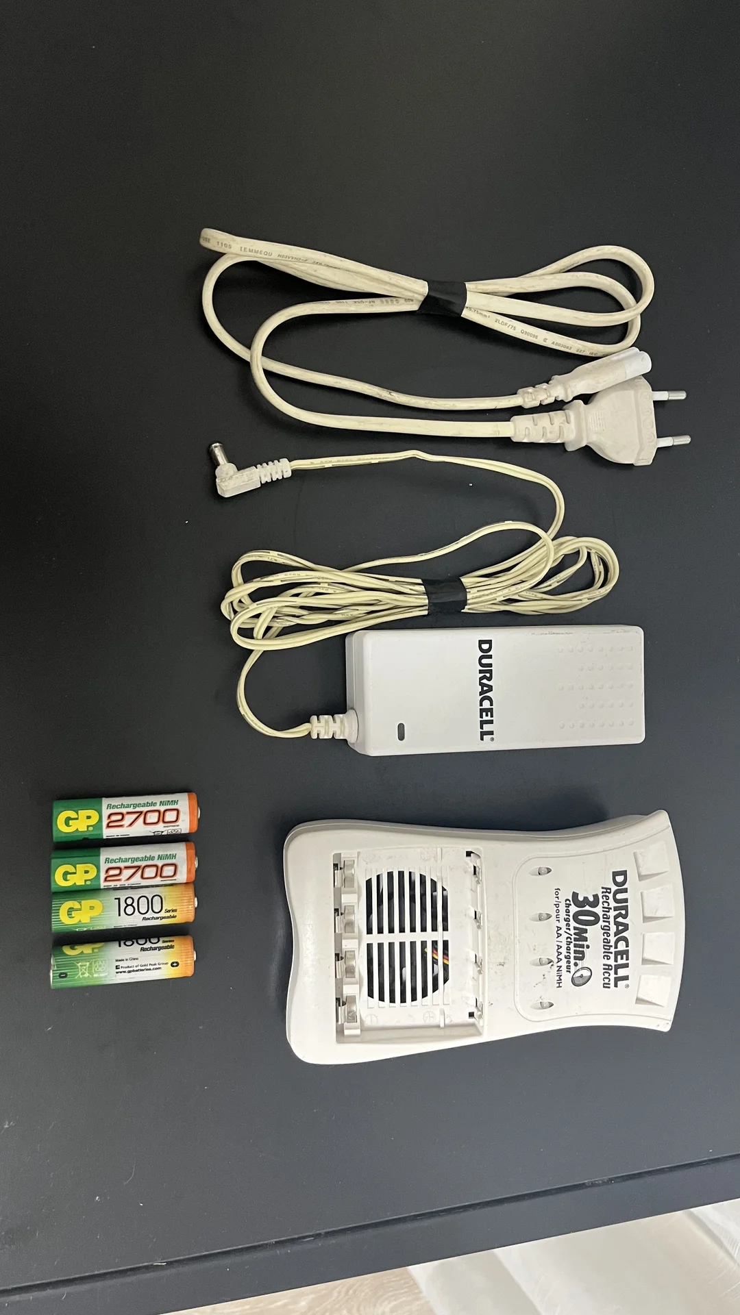 Зарядник батареек Duracell CEF90KTNEU - изображение 1