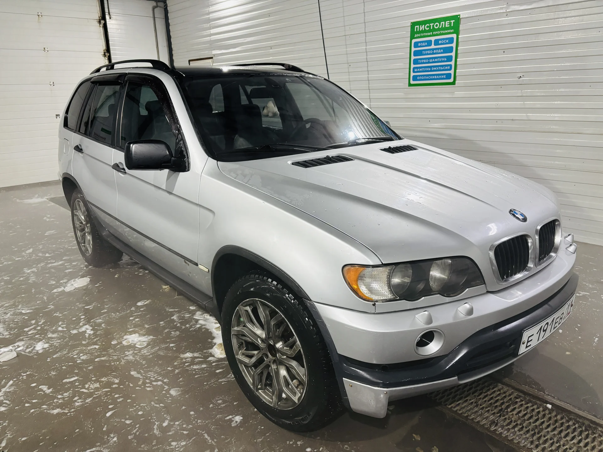 BMW X5 - миниатюра 3