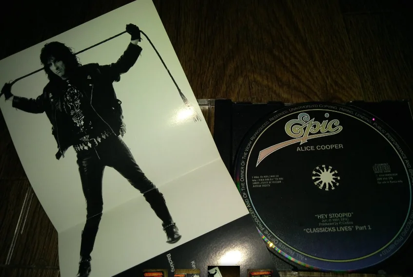 сд ALICE COOPER - Hey Stoopid --Classicks Live Part One 1998 CD-Maximum - миниатюра 2