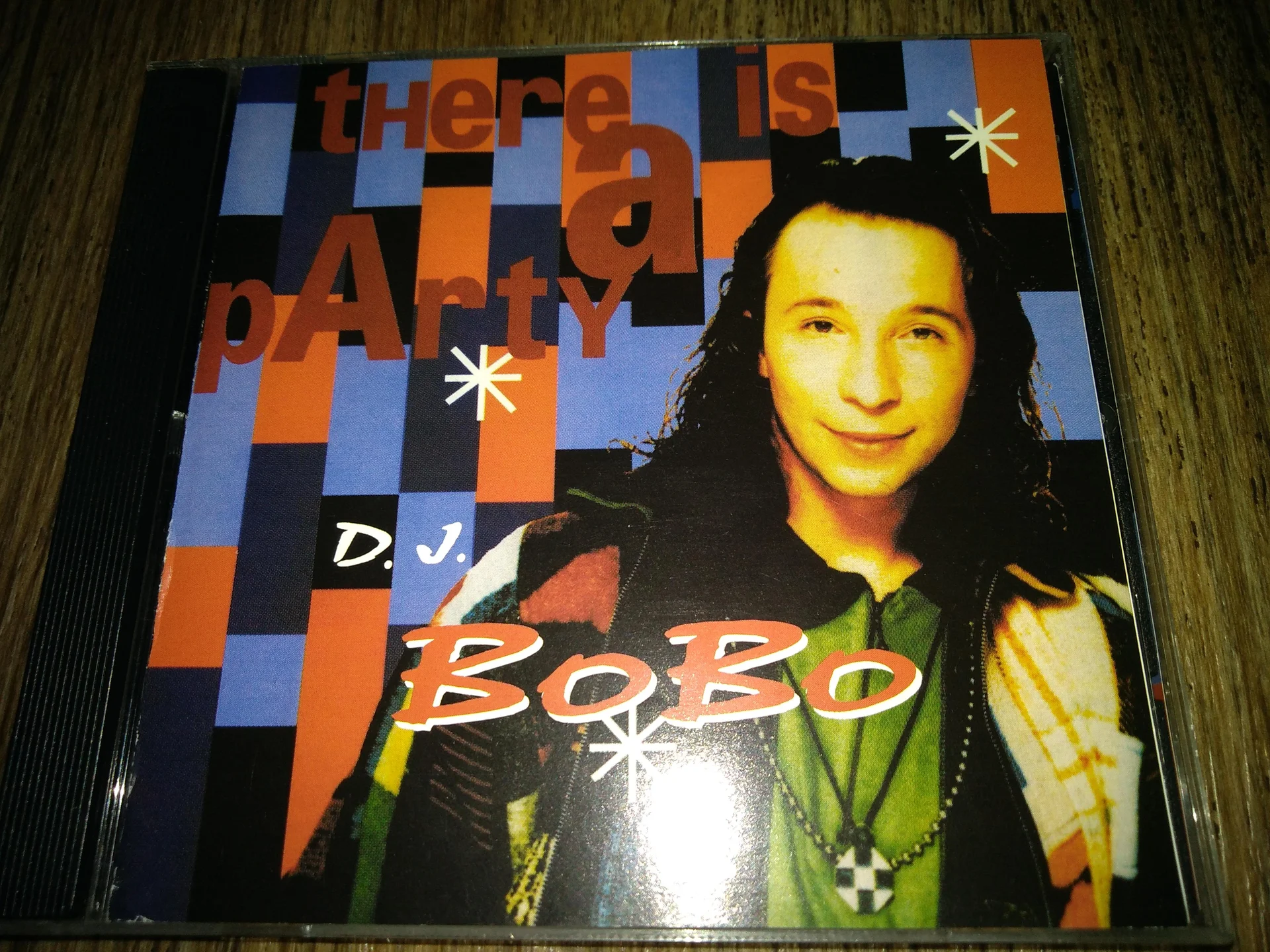 сд DJ BOBO - 1994 - There Is A Party RUS киви новый - изображение 1