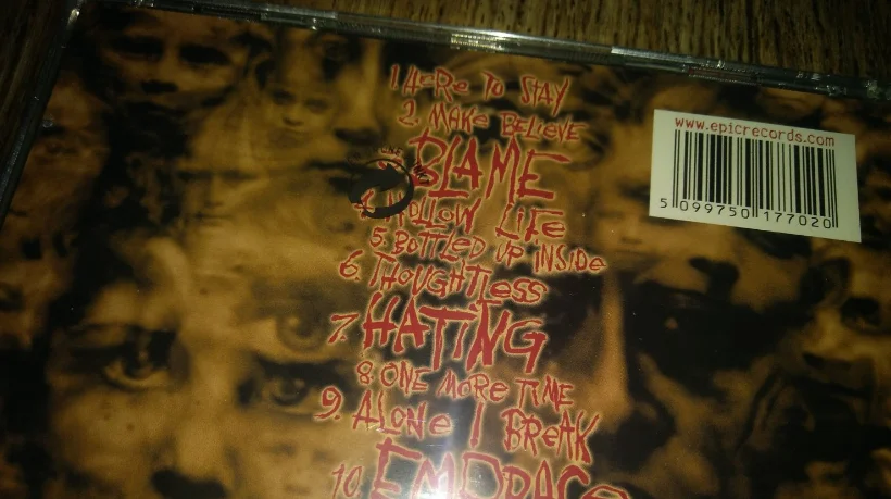 сд Korn - Untouchables (CD) 2002 Epic Jewel Made in EU Фирменный запечатанный - миниатюра 3