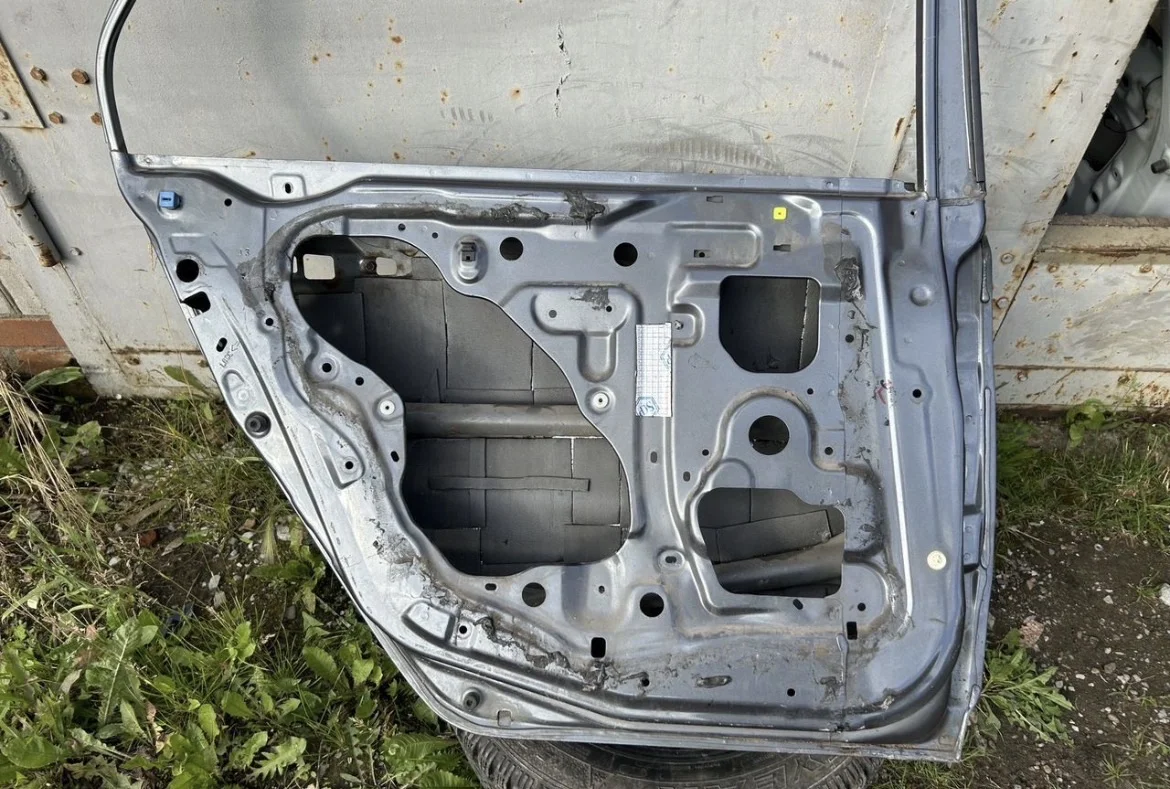 Дверь задняя левая mitsubishi lancer 9 - миниатюра 9