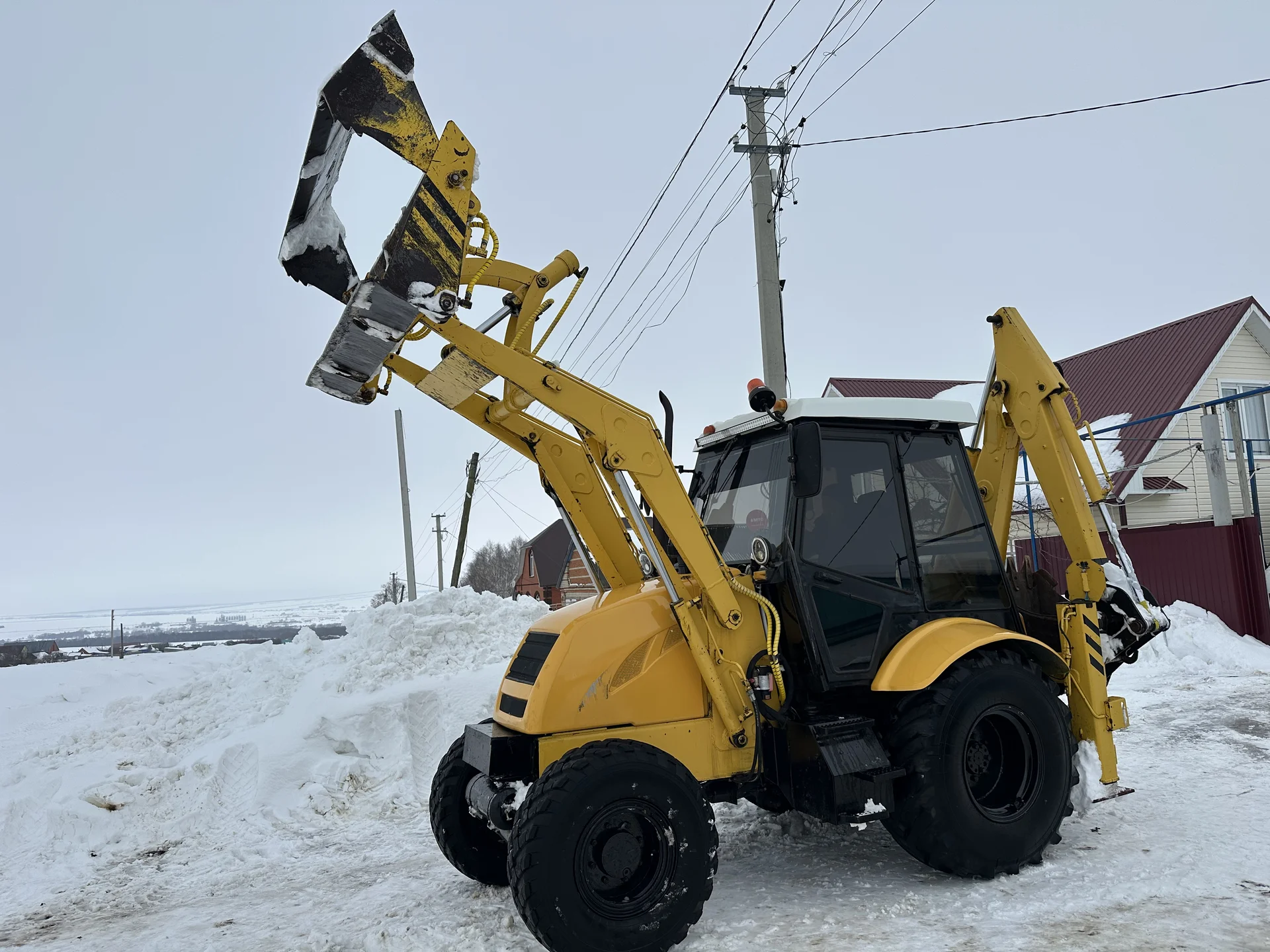 Экскаватор погрузчик Борэкс