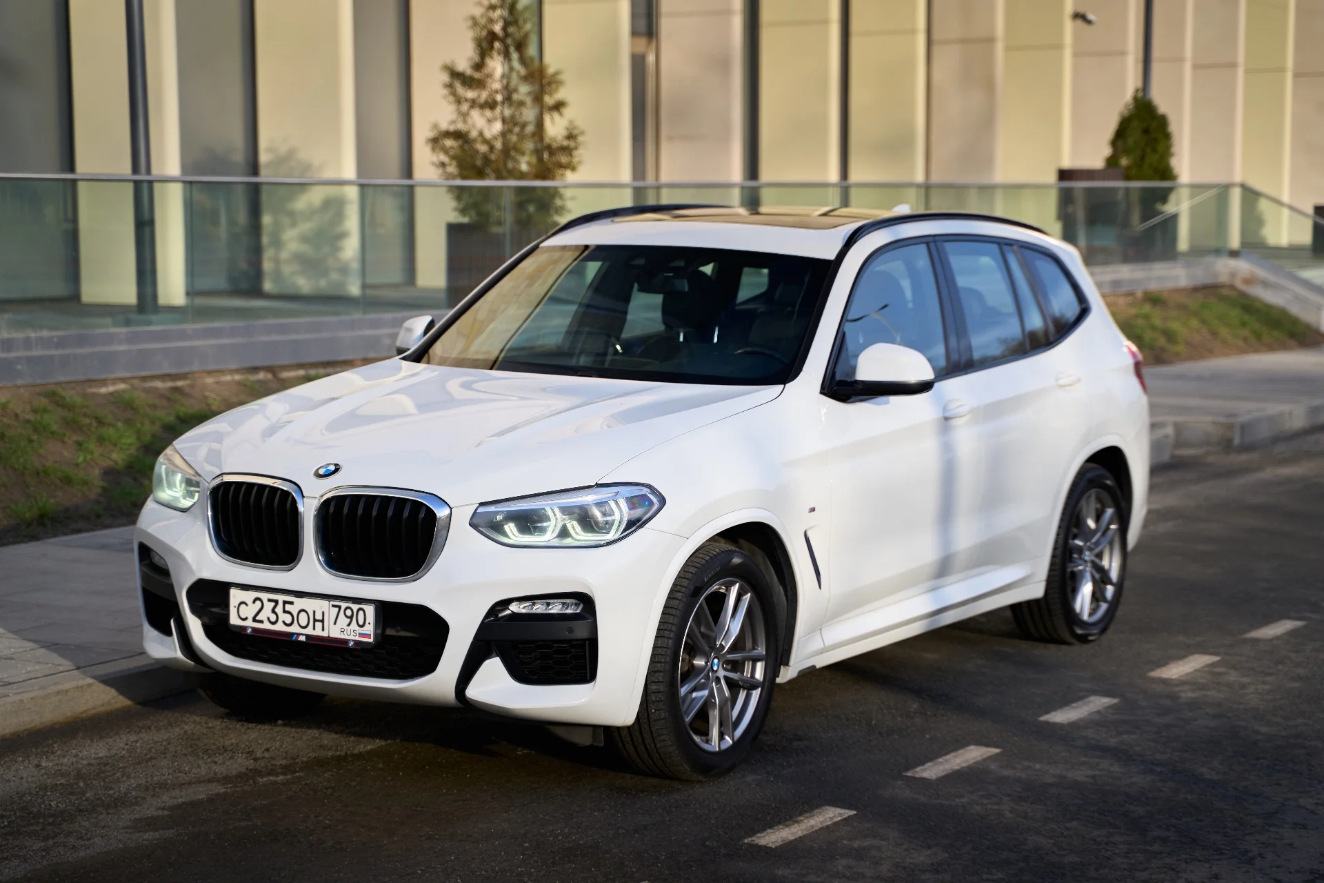 BMW X3 G01 (2019) 20d 2.0 xDrive Steptronic (190 л.с.) - миниатюра 4