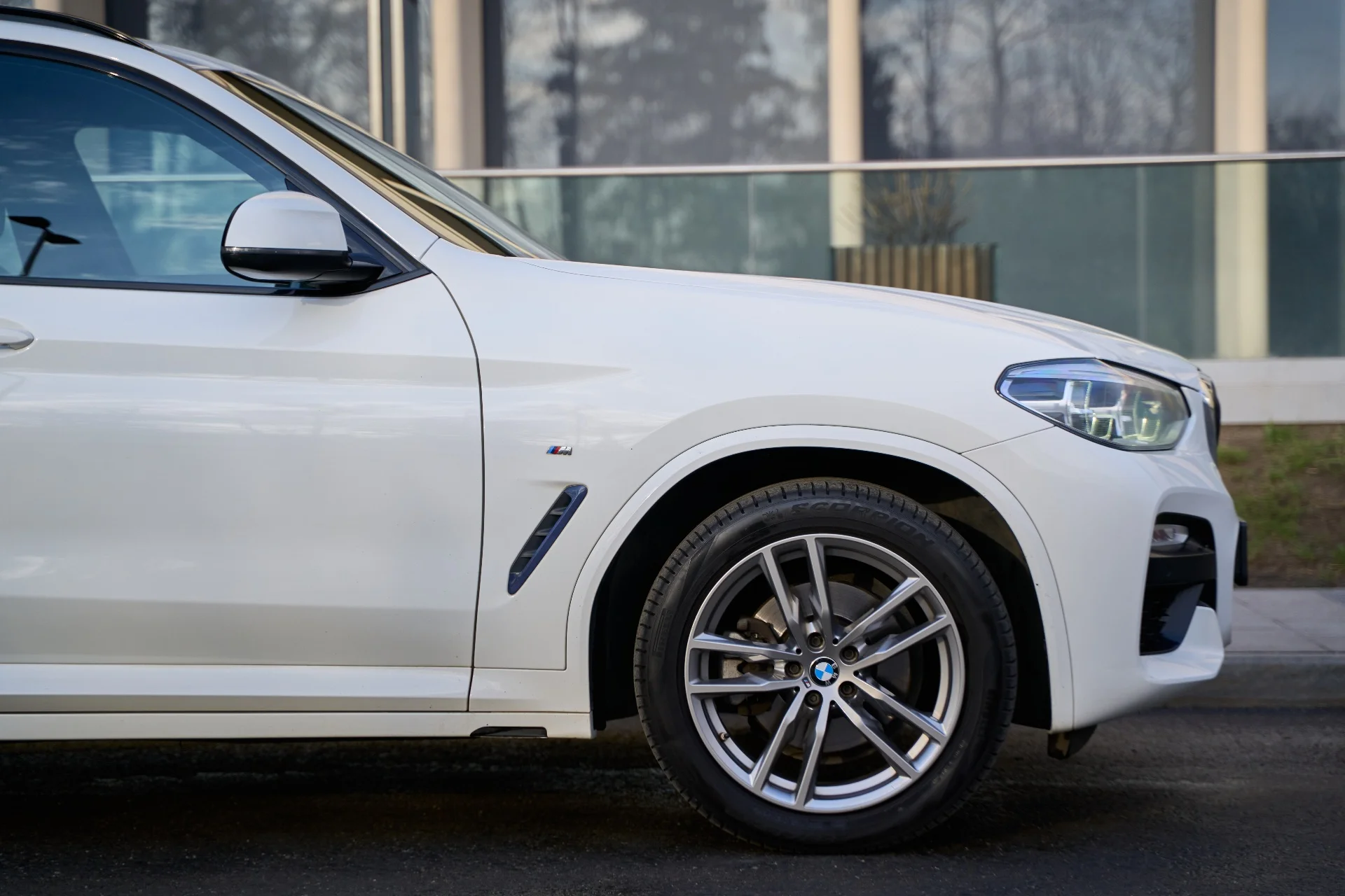BMW X3 G01 (2019) 20d 2.0 xDrive Steptronic (190 л.с.) - миниатюра 9