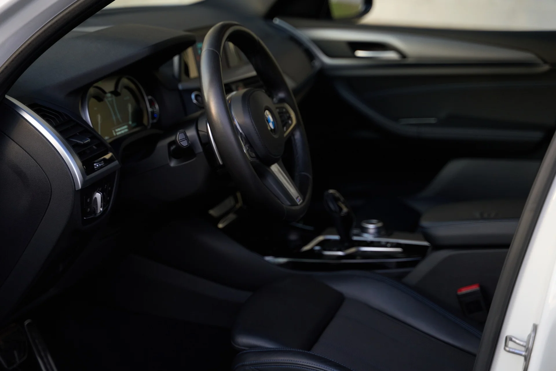 BMW X3 G01 (2019) 20d 2.0 xDrive Steptronic (190 л.с.) - миниатюра 14
