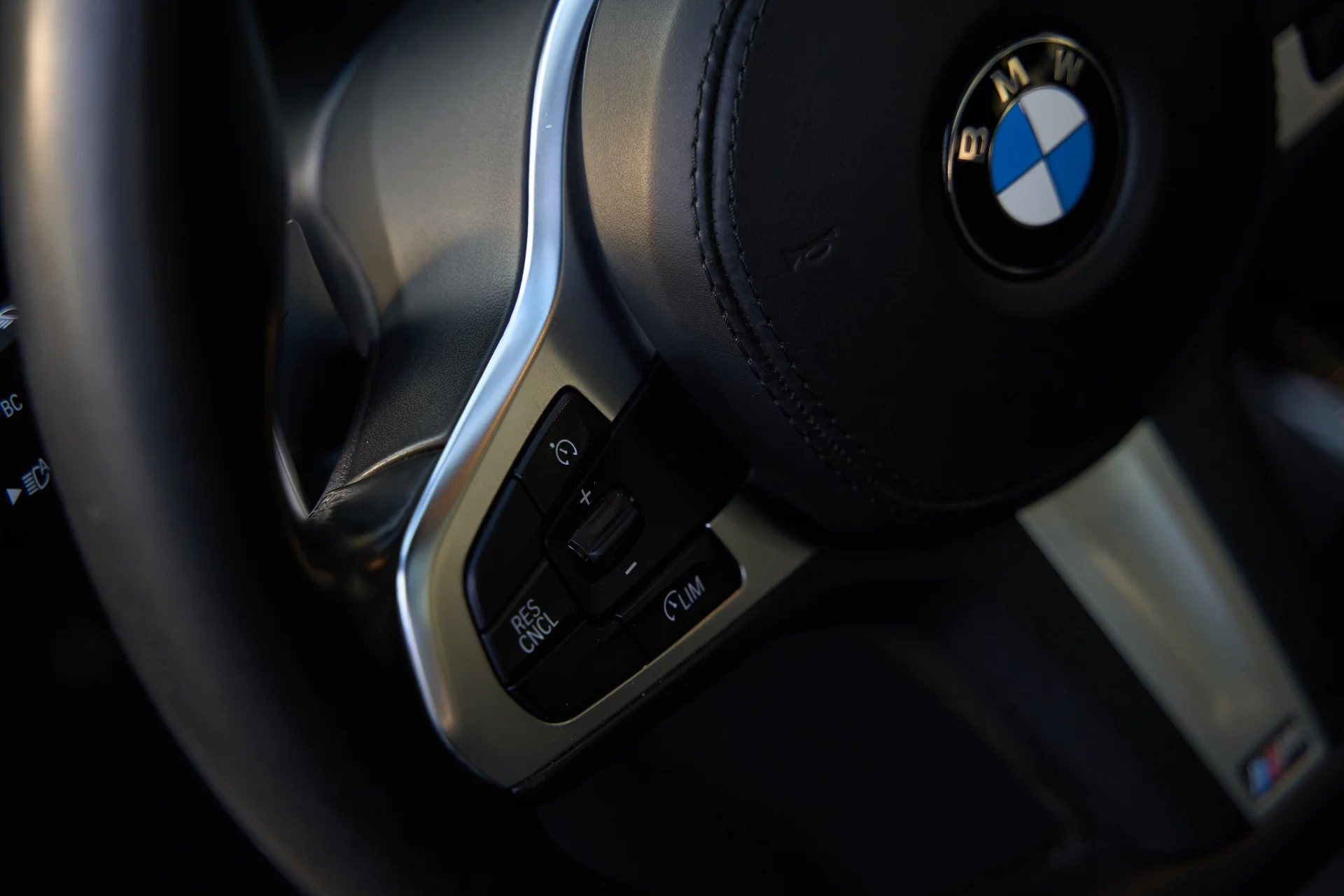 BMW X3 G01 (2019) 20d 2.0 xDrive Steptronic (190 л.с.) - миниатюра 21