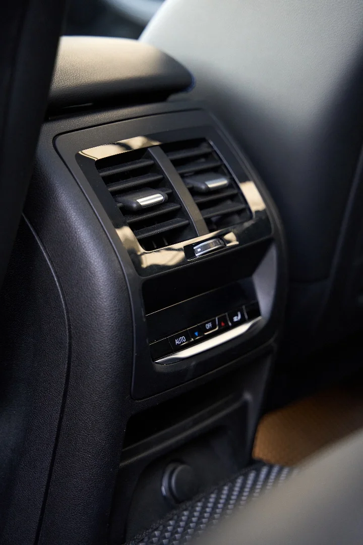 BMW X3 G01 (2019) 20d 2.0 xDrive Steptronic (190 л.с.) - миниатюра 26
