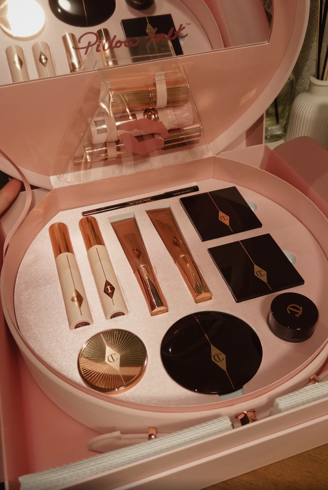 Бокс Ракушка Charlotte Tilbury - изображение 1