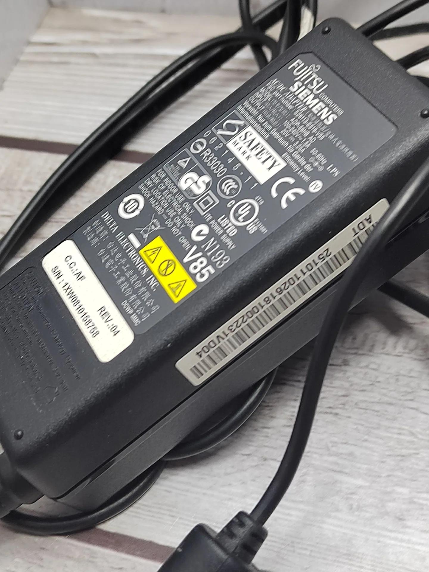 Зарядка для Fujitsu Siemens - миниатюра 9