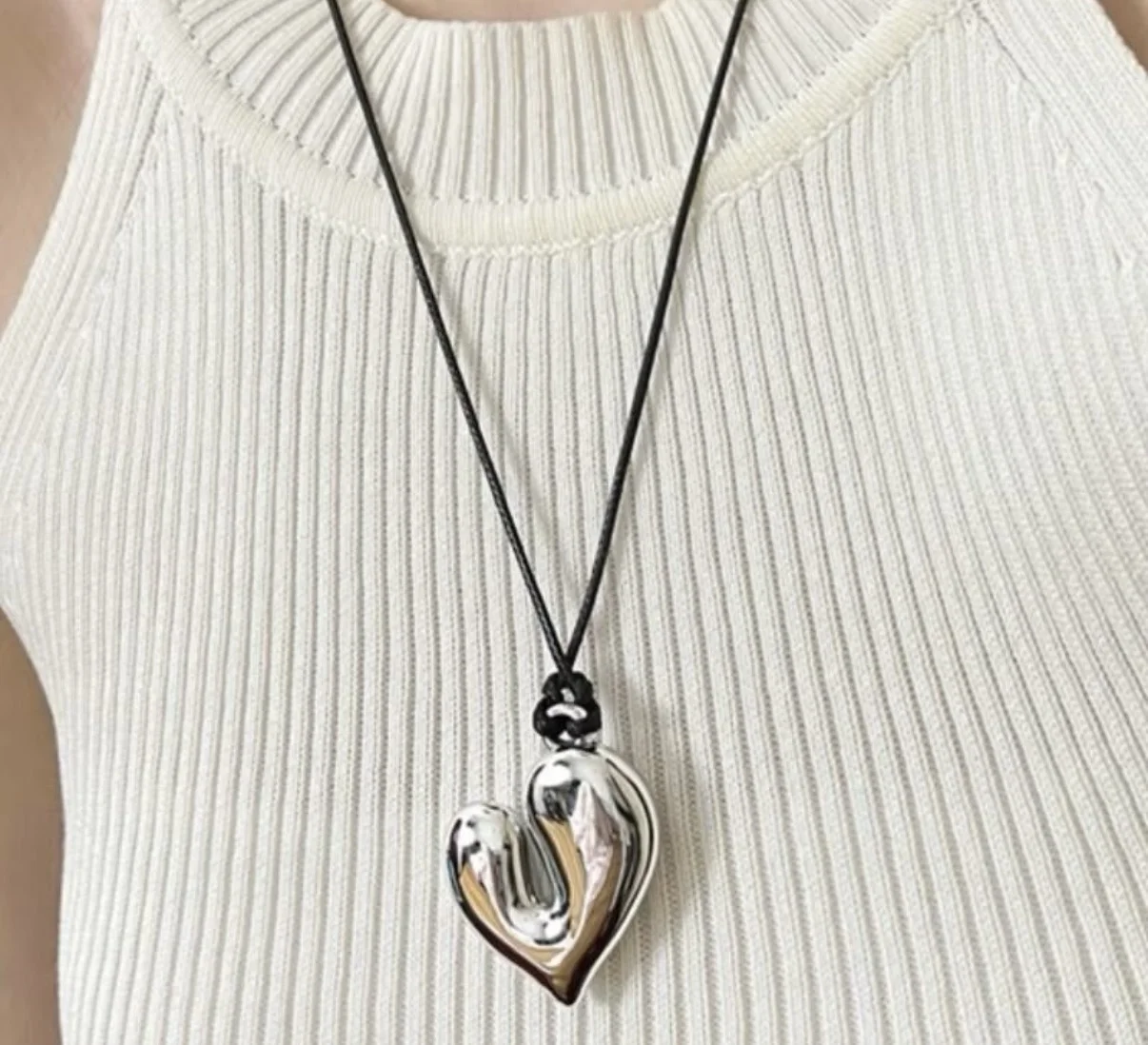 Бижутерия, сережки, браслеты, колье женские - миниатюра 16