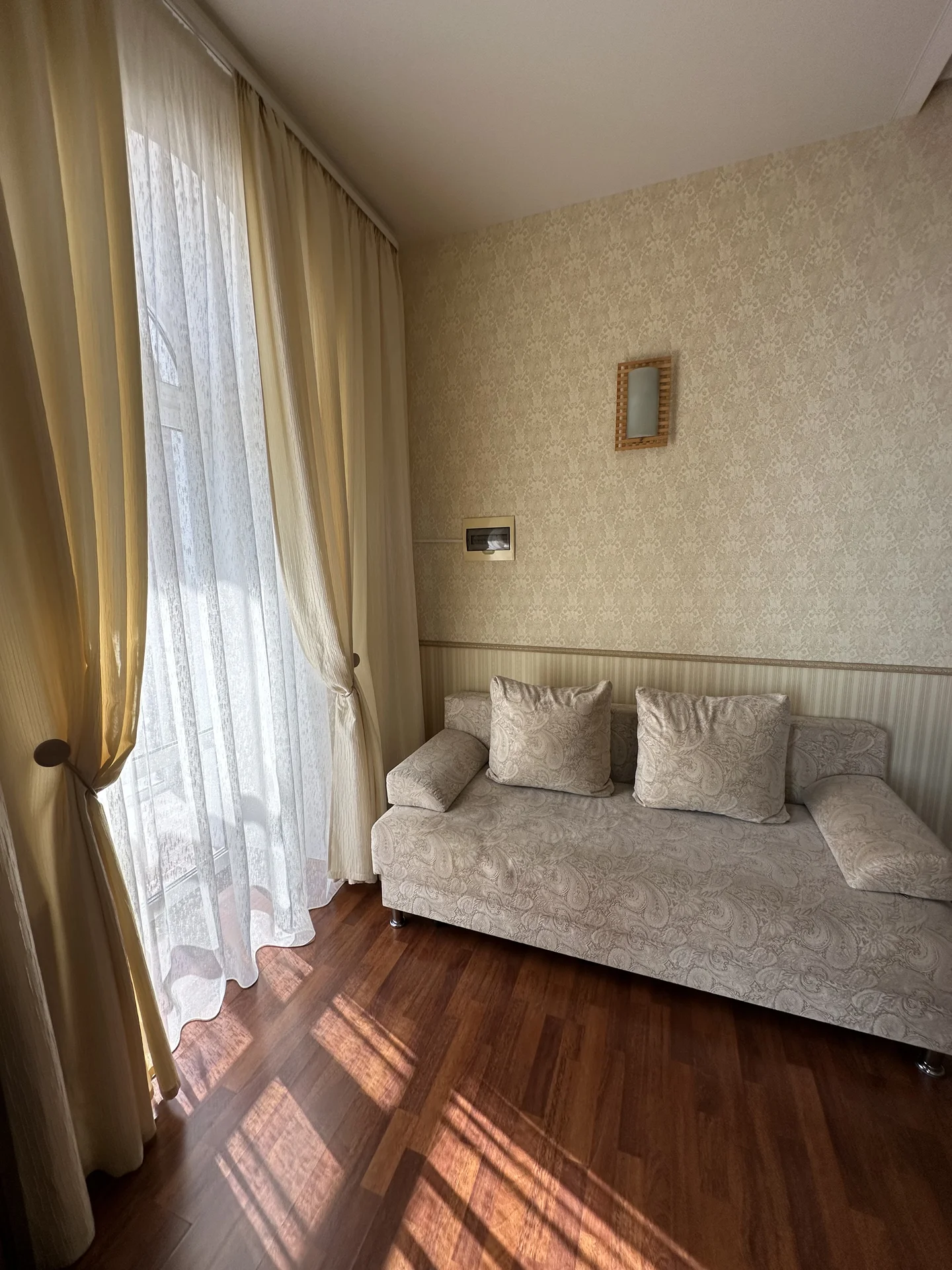 Mikhailovka House - миниатюра 14