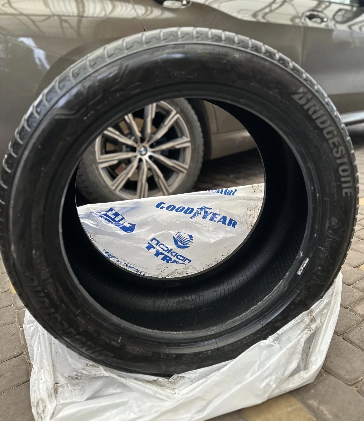 Шина разноширокая 275/45/20 и 305/40/20 - миниатюра 2