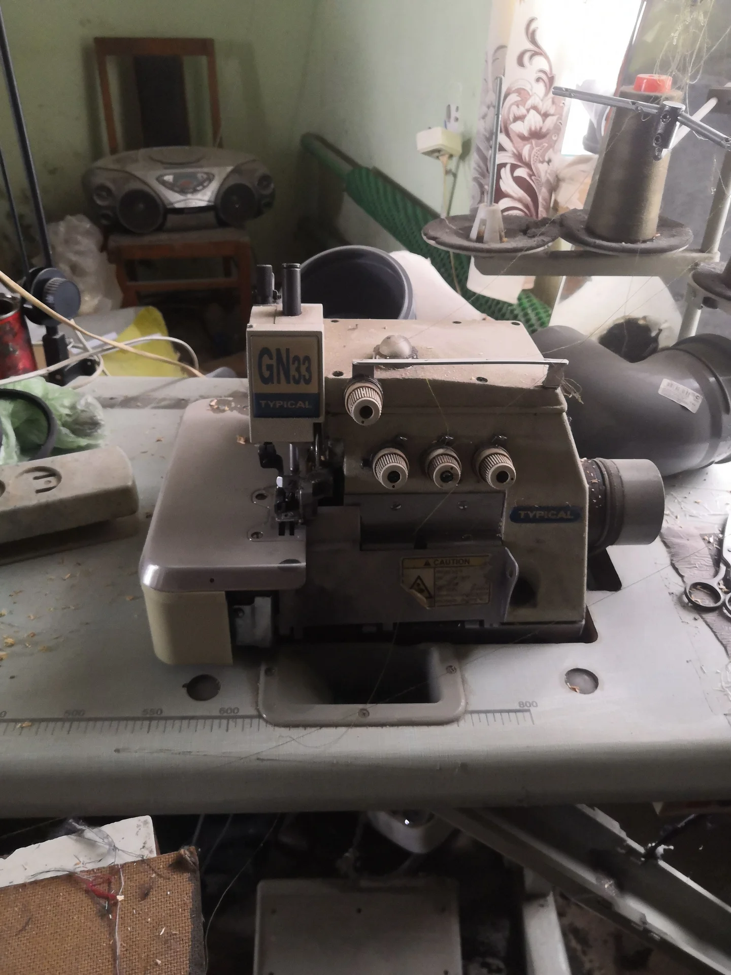 Оверлок TYPICAL GN33 - изображение 1