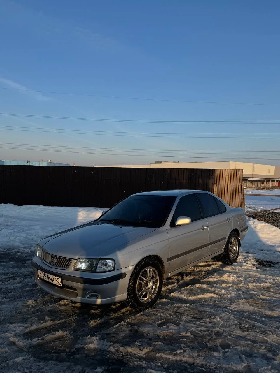 Nissan Sunny - изображение 1