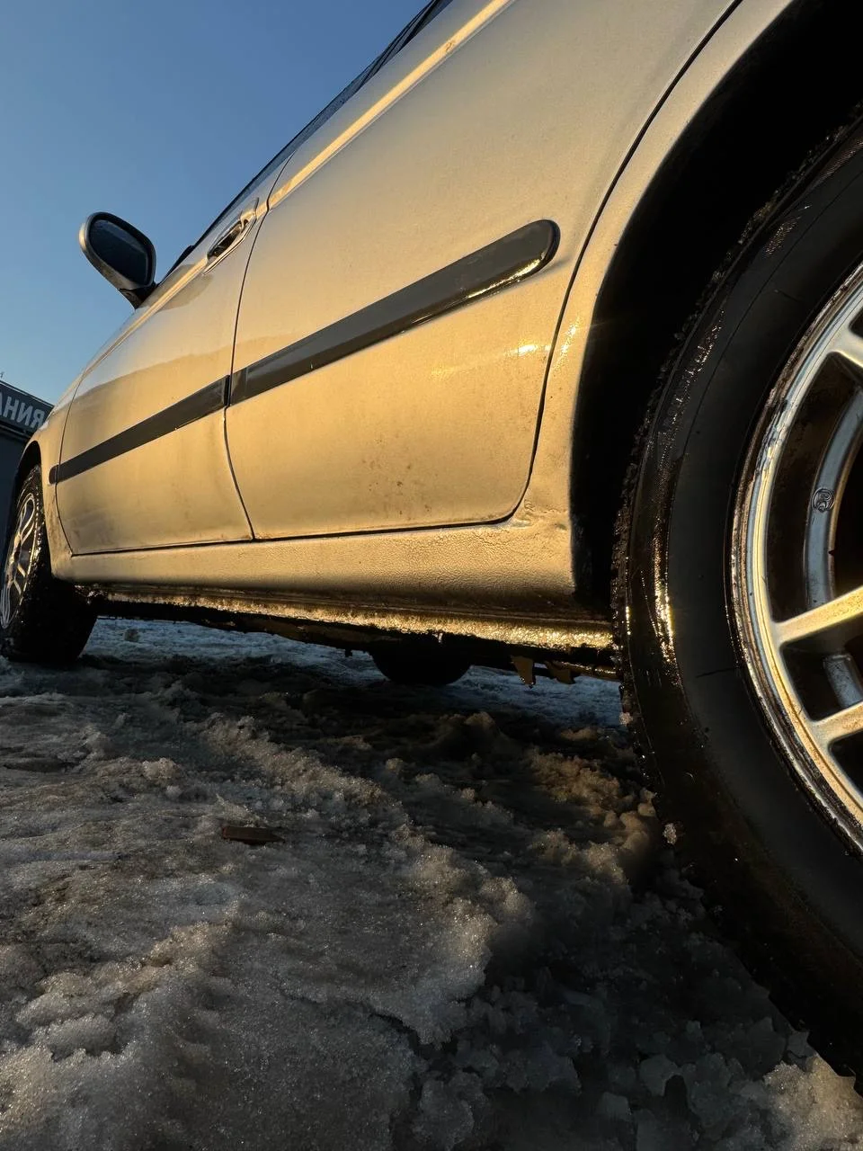 Nissan Sunny - миниатюра 8