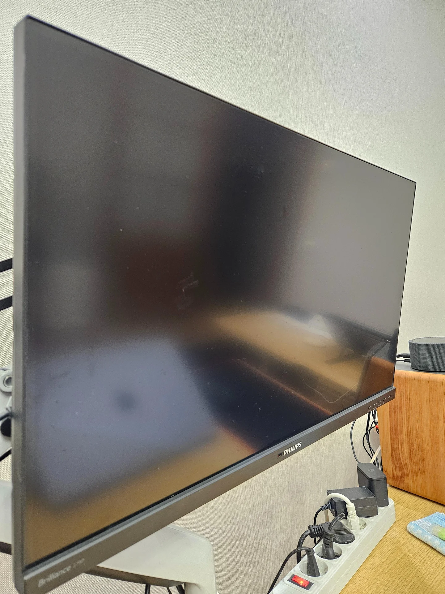 Монитор Philips 279P1 [27" | 4K | IPS | USB-C] - миниатюра 3