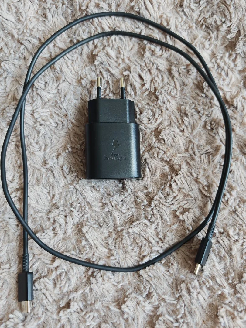 Беспроводная зарядка Samsung EP-P5400 с СЗУ на 25W - миниатюра 6