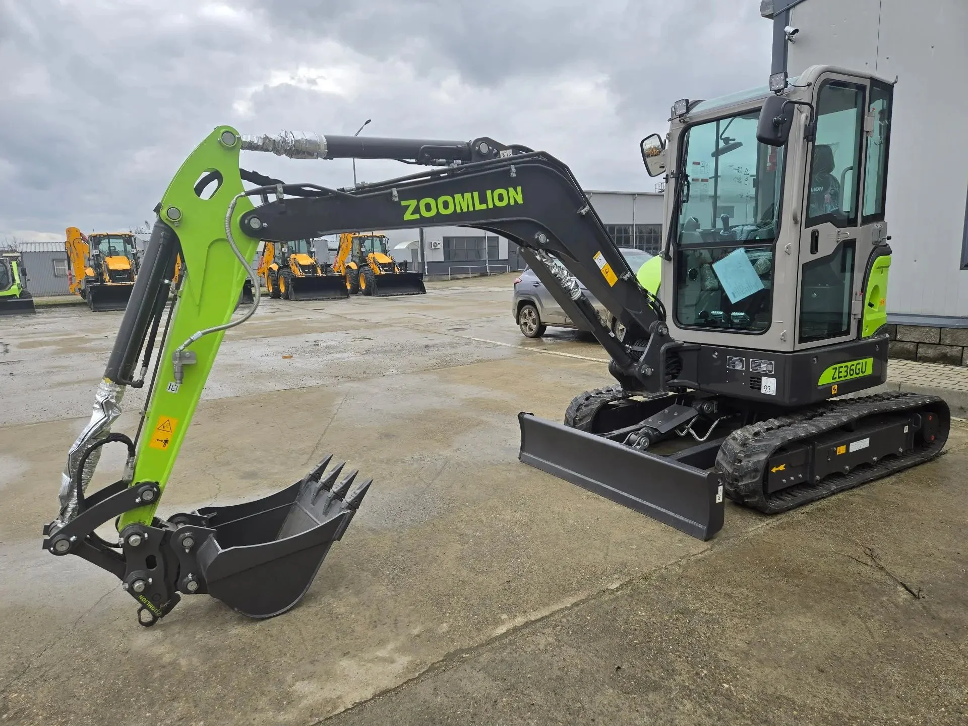 Мини-экскаватор Zoomlion ZE36GU - миниатюра 5