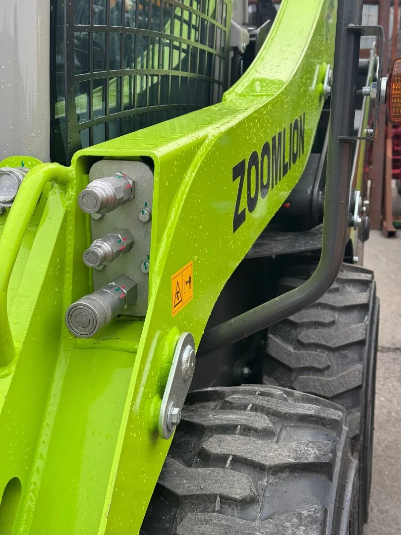 Мини-погрузчик Zoomlion ZS080V - миниатюра 5