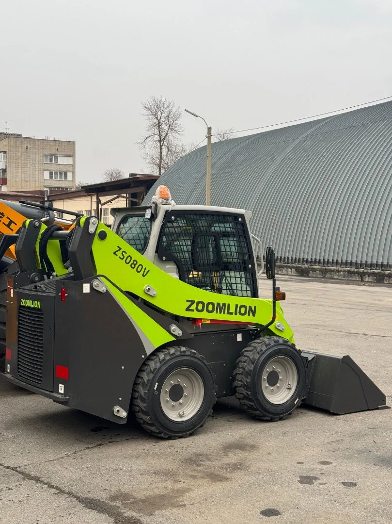Мини-погрузчик Zoomlion ZS080V - миниатюра 8