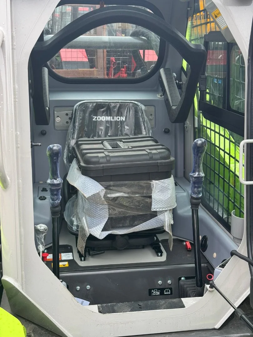 Мини-погрузчик Zoomlion ZS080V - миниатюра 10