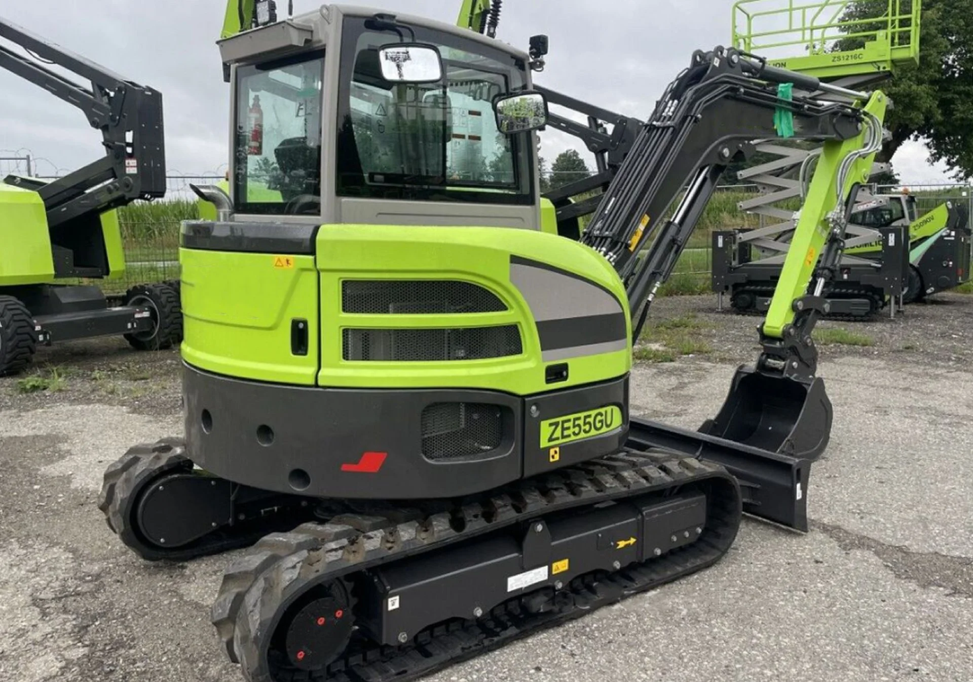 Мини-экскаватор Zoomlion ZE55GU - миниатюра 3