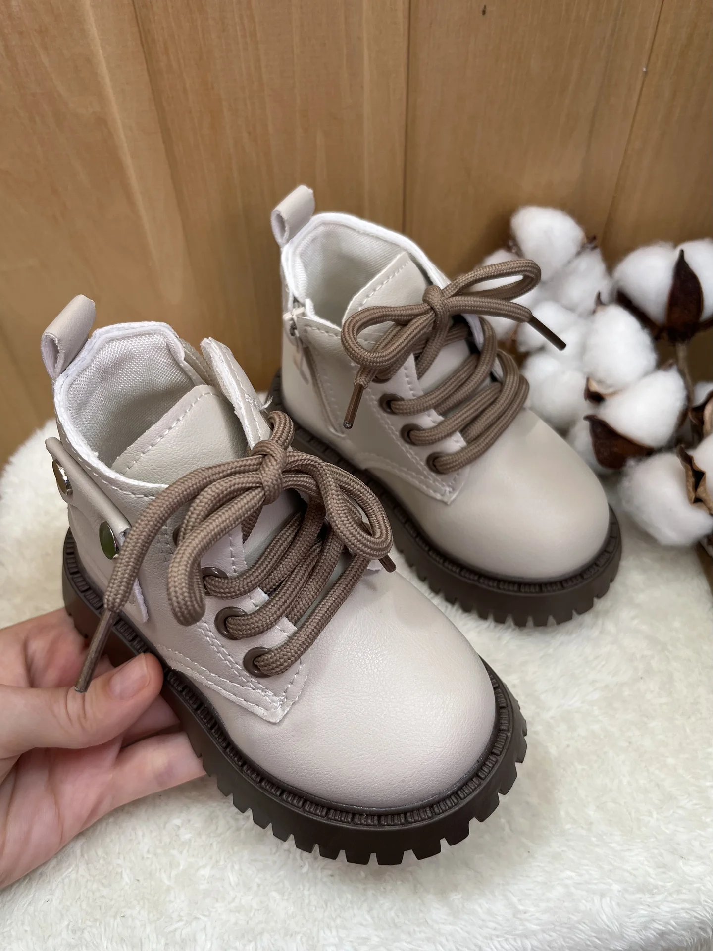Ботинки новые осень 22,24 - миниатюра 2