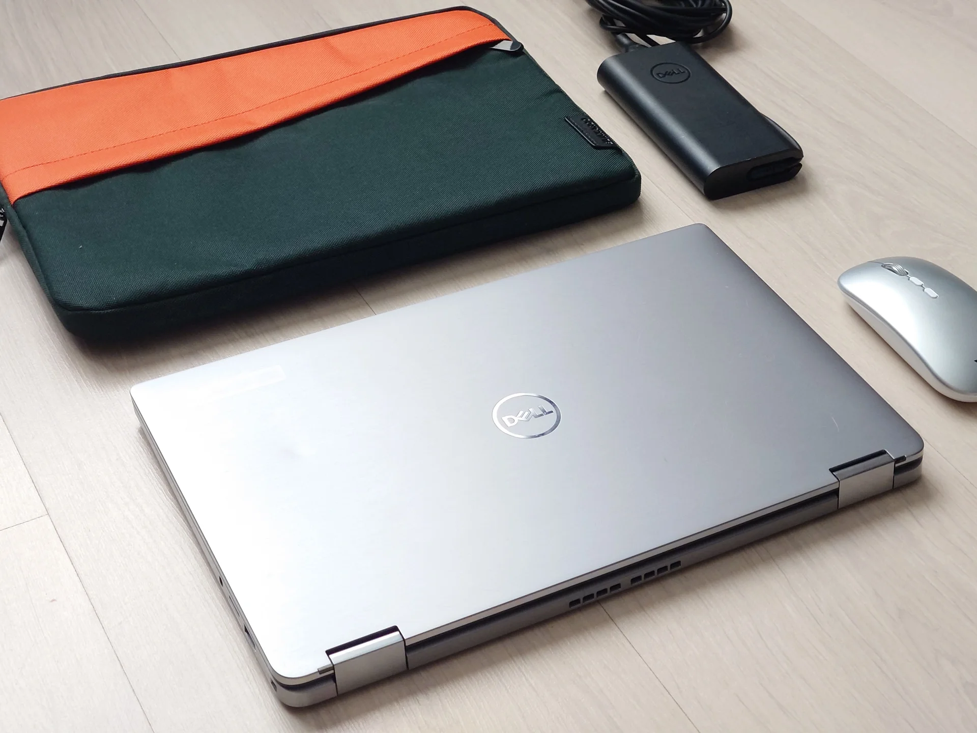 DELL Latitude 7400 2-in-1 Transformer Notebook - изображение 1