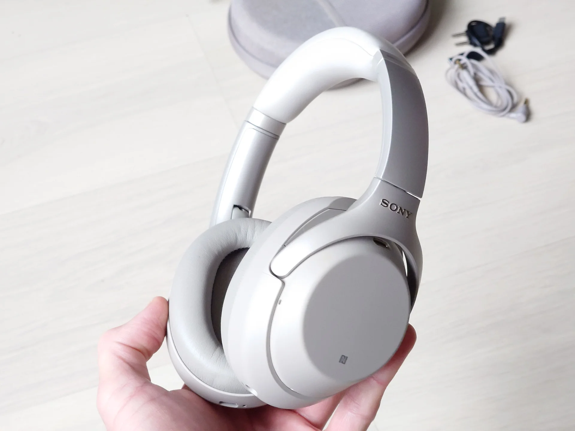 Sony WH-1000XM3 Silver - миниатюра 5