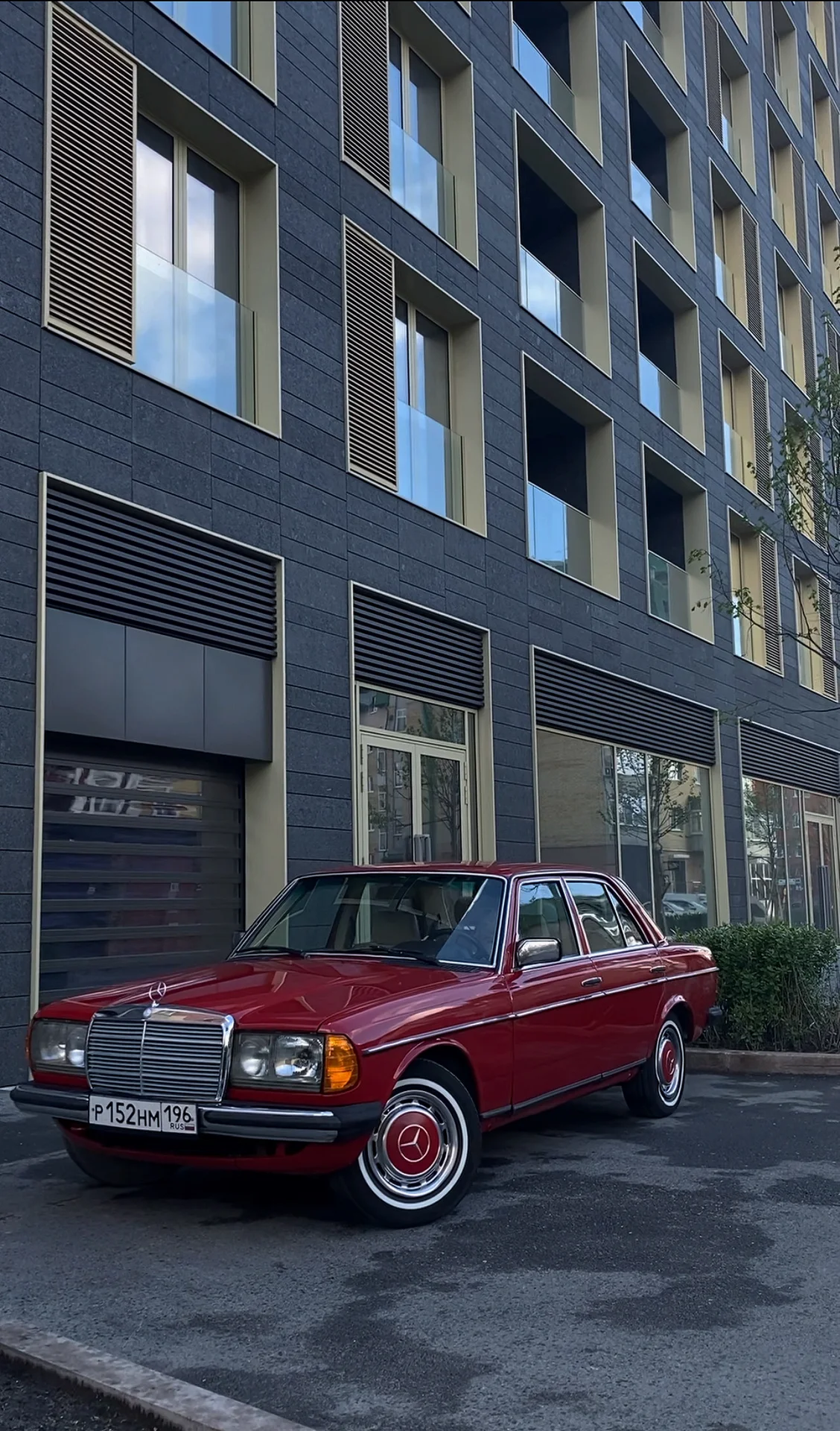 Ретро Mercedes - миниатюра 2