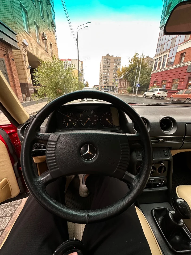 Ретро Mercedes - миниатюра 7