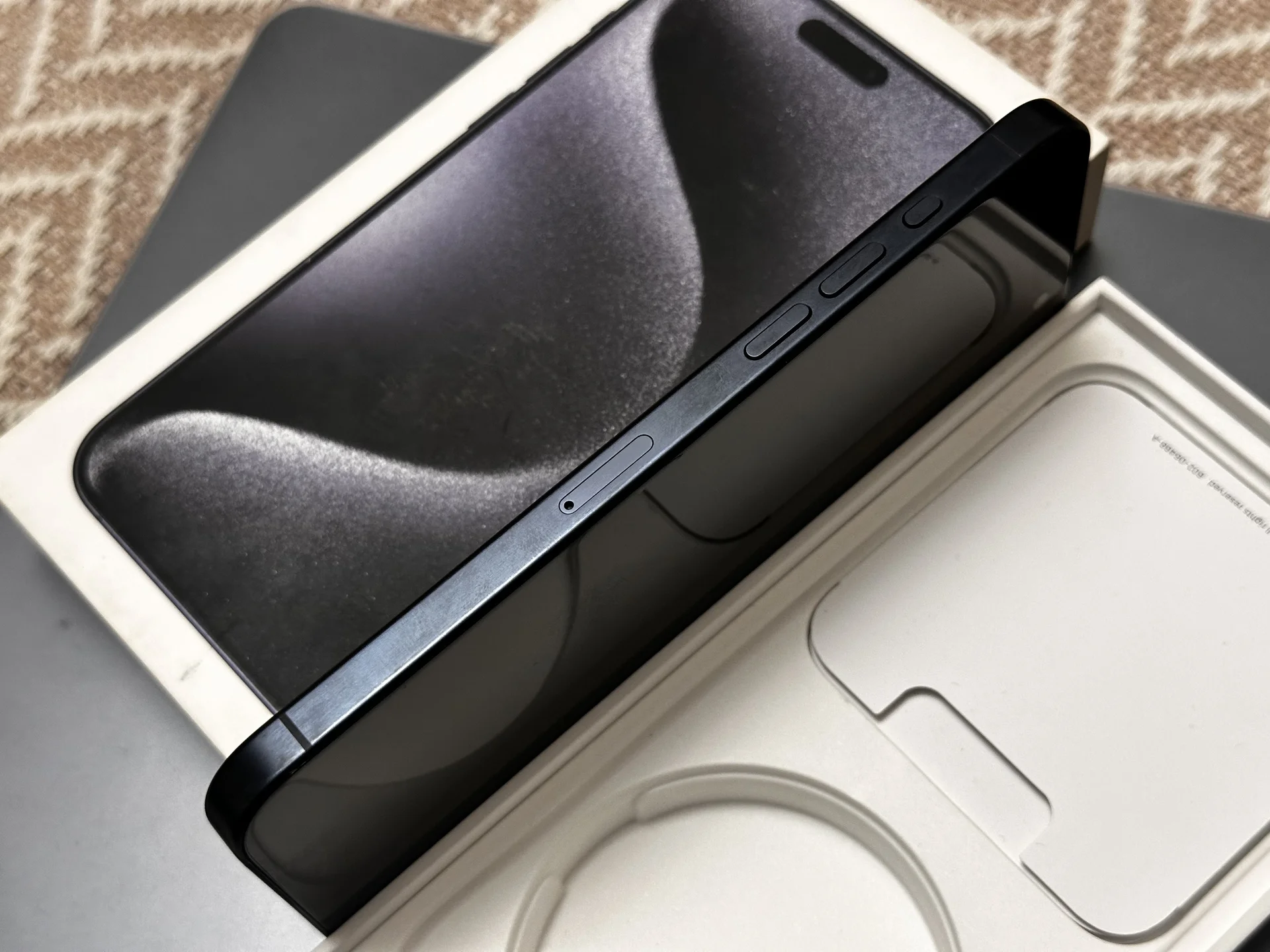 iPhone 15 Pro Max, 256gb - миниатюра 3