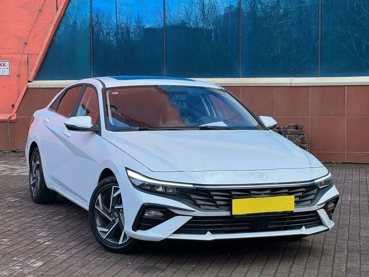Hyundai Elantra - миниатюра 2