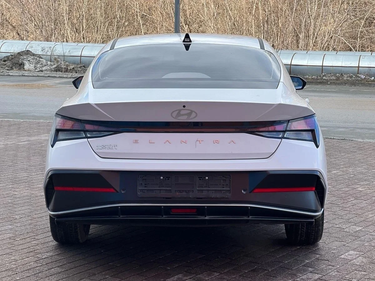 Hyundai Elantra - миниатюра 4