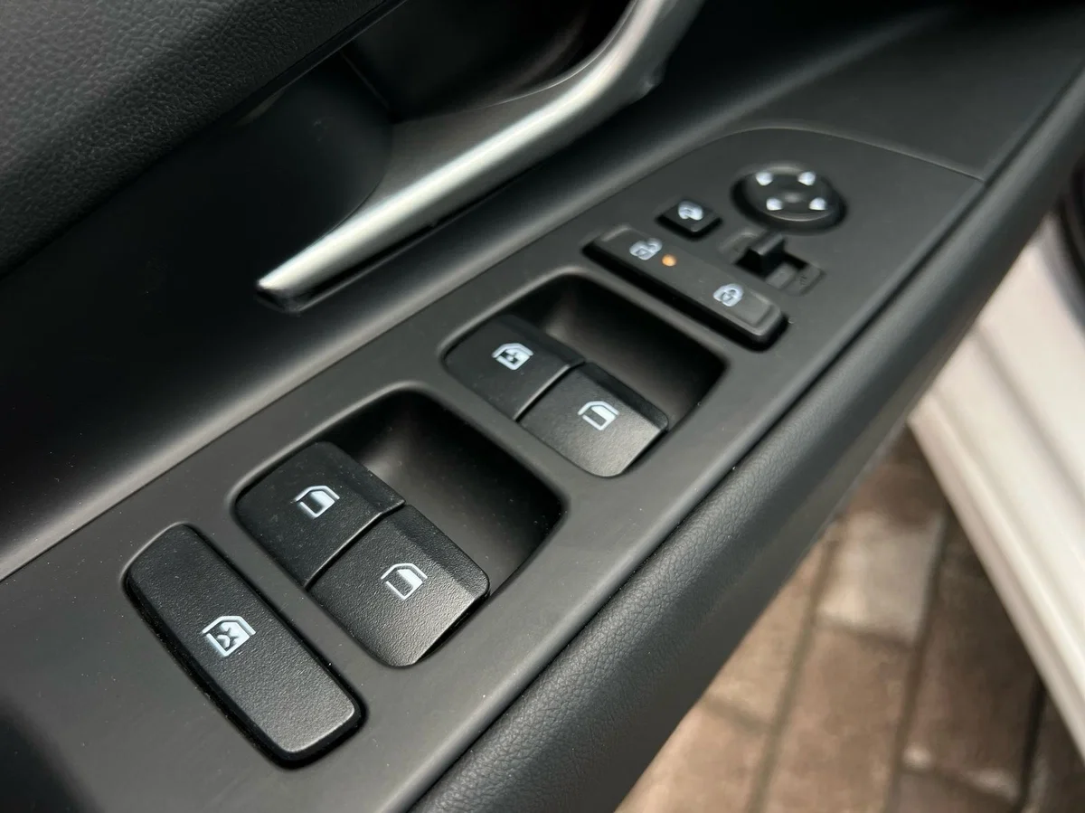 Hyundai Elantra - миниатюра 11