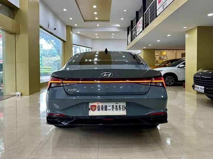 Hyundai Elantra, 2021 - миниатюра 4