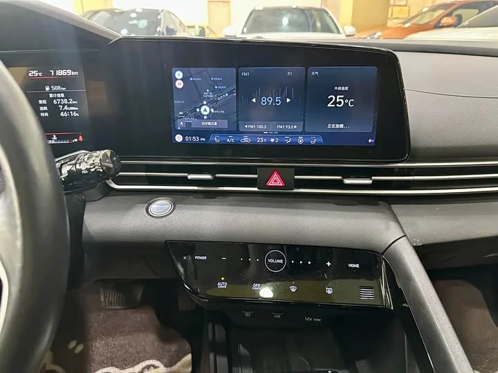 Hyundai Elantra, 2021 - миниатюра 13