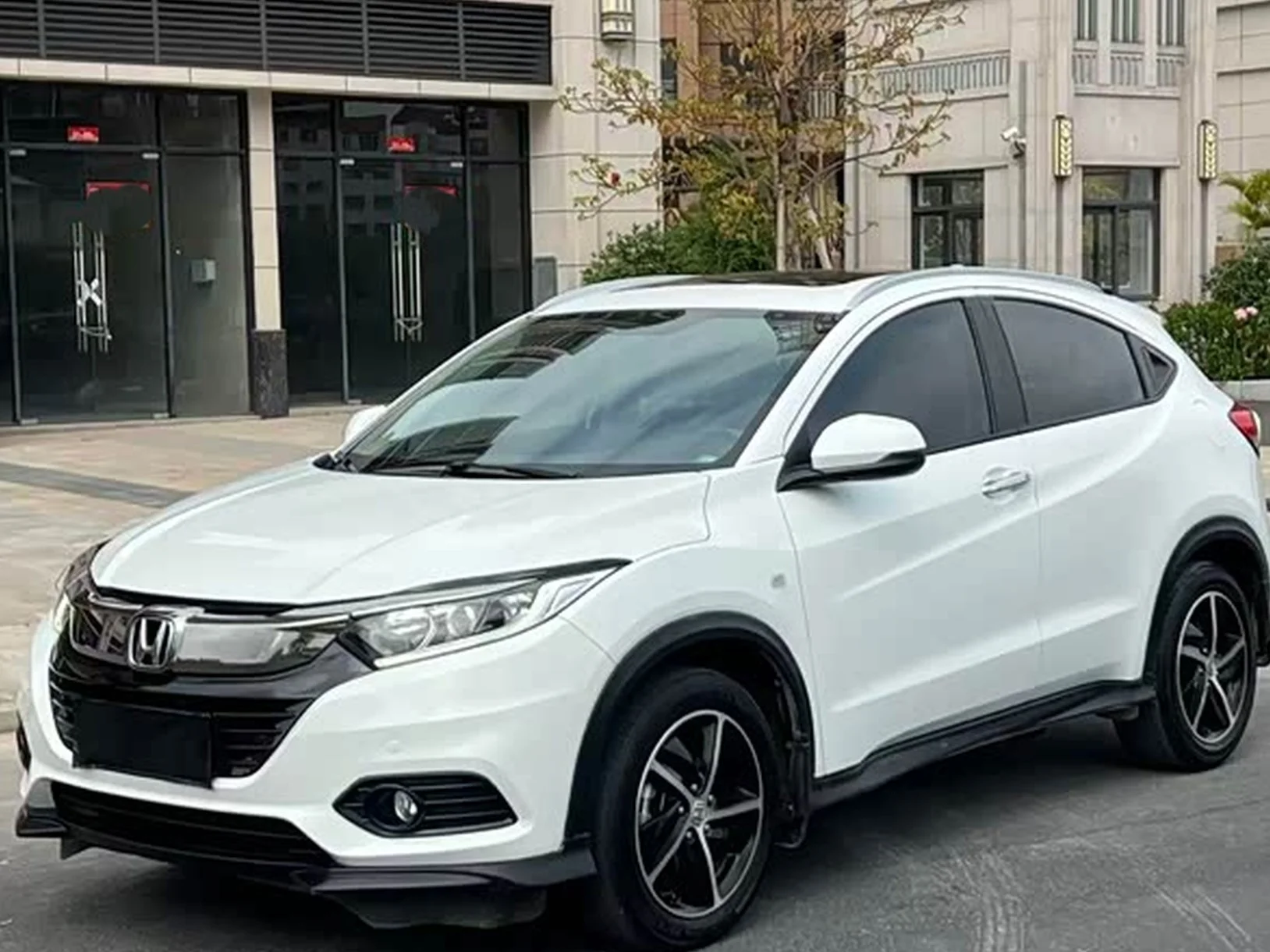 Honda Vezel 2022 - миниатюра 3