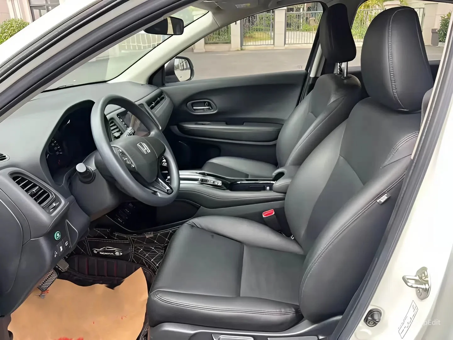Honda Vezel 2022 - миниатюра 9