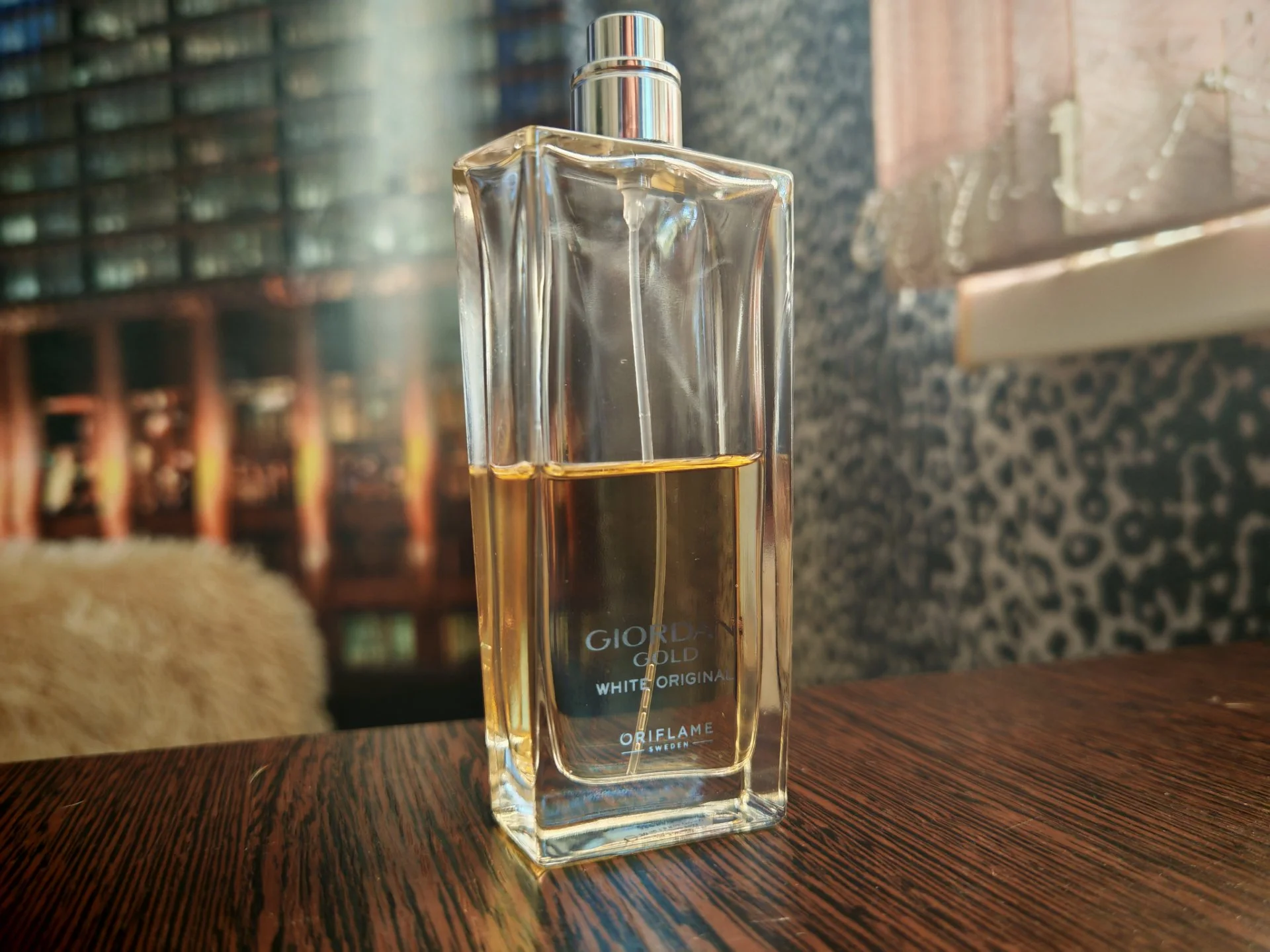Oriflame Giordani Gold White Original 2019 год - миниатюра 2