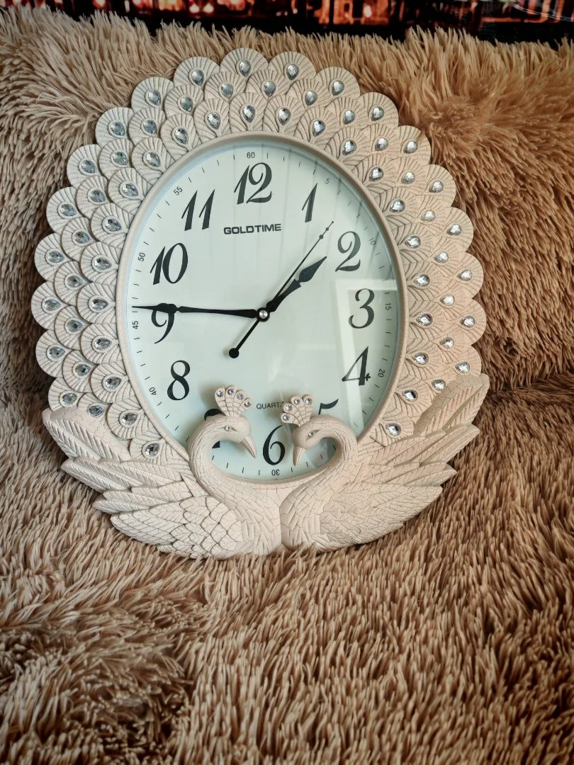 Часы настенные белые с павлинами GOLDTIME - миниатюра 5