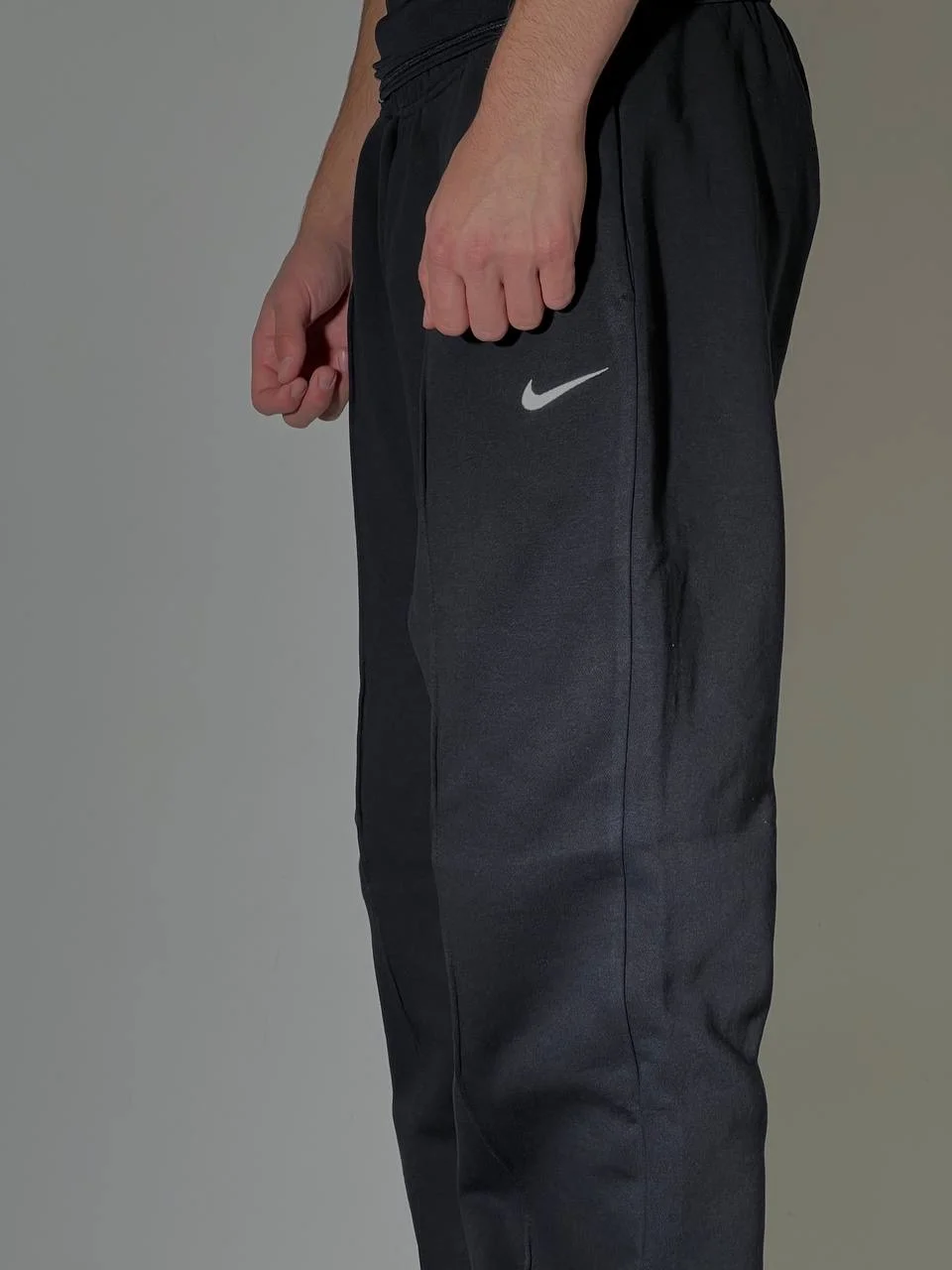 Спортивные штаны Nike Sportswear Essential logo - миниатюра 2