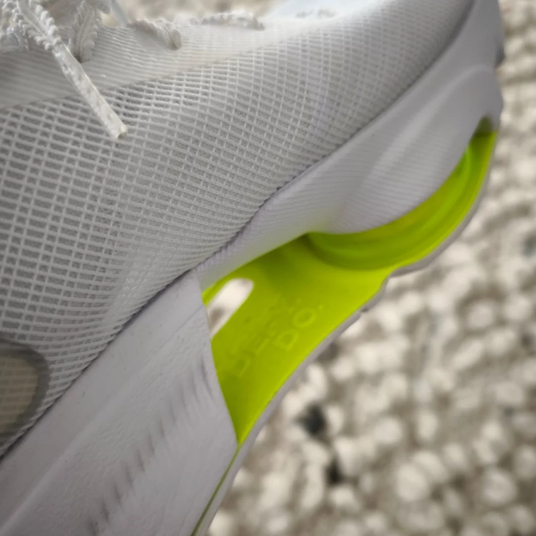 Кроссовки Nike - миниатюра 3