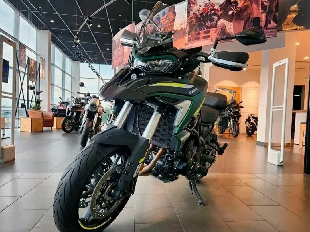 Мотоцикл Benelli TRK 702 - миниатюра 4