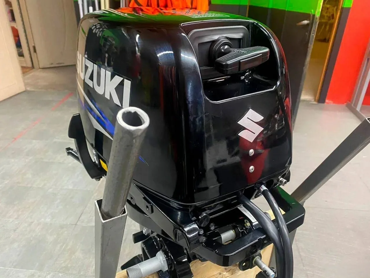 Лодочный мотор Suzuki DT30RS - миниатюра 3