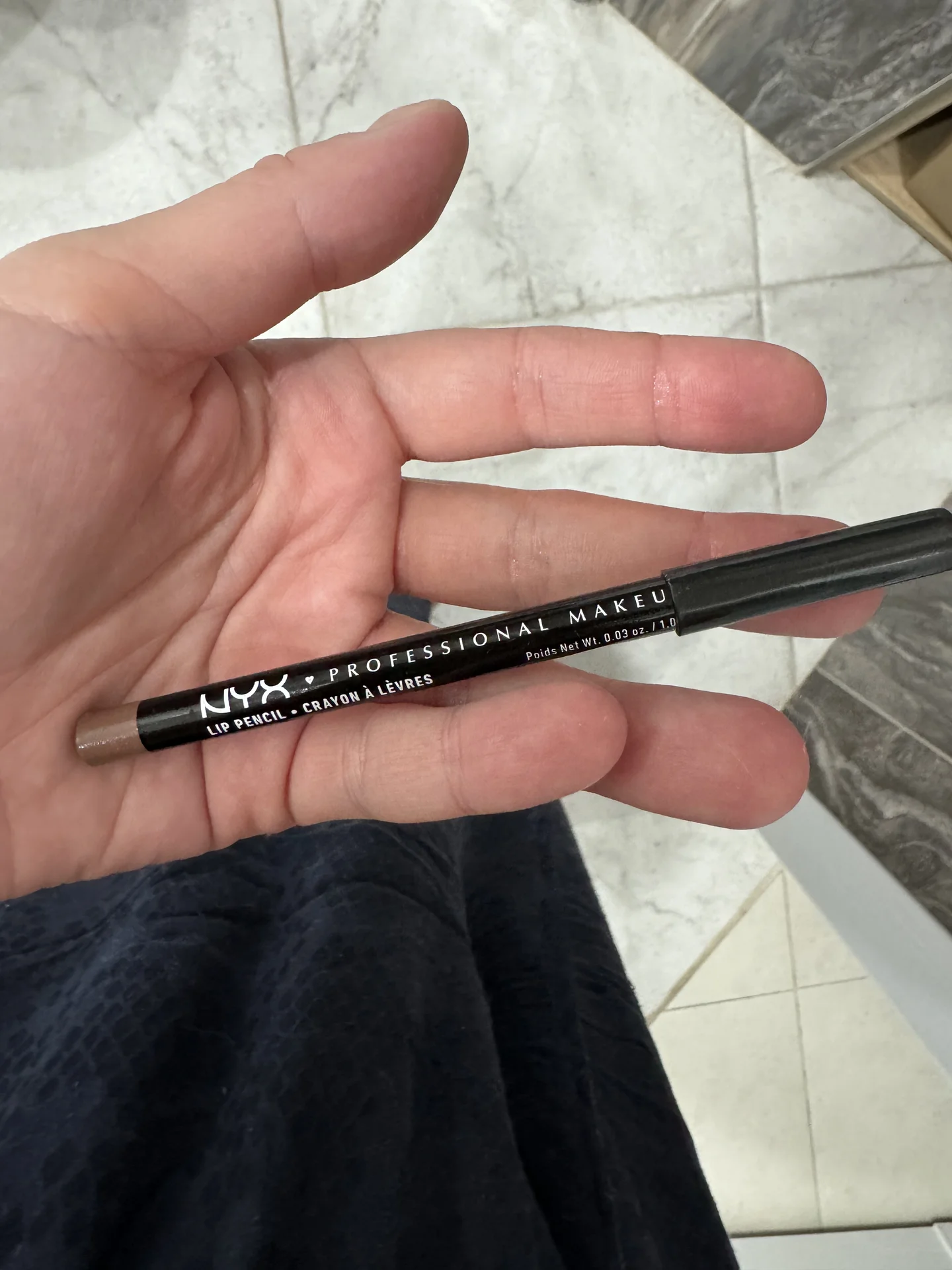 Карандаш для губ NYX nude truffle - изображение 1