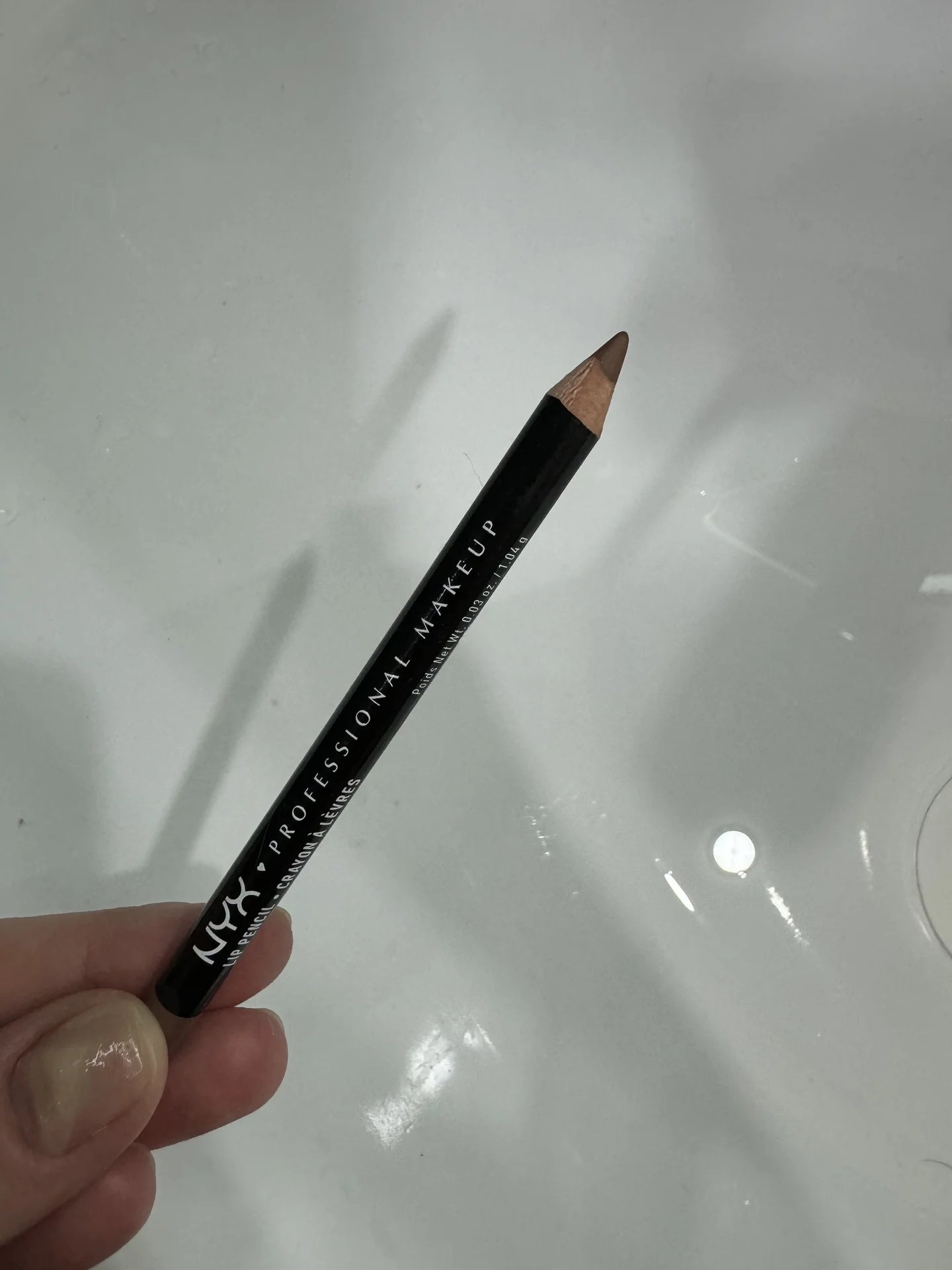 Карандаш для губ NYX nude truffle - миниатюра 4
