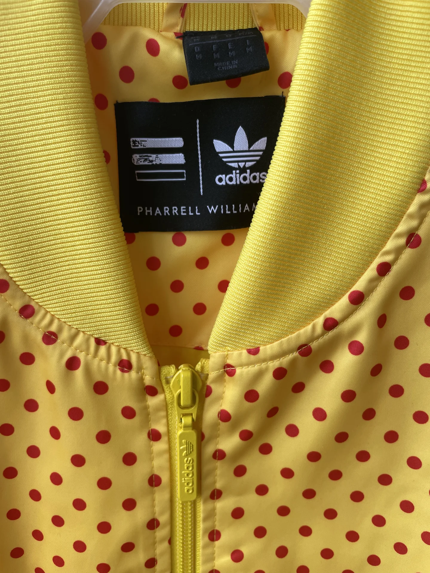 Ветровка Adidas Originals x PHARRELL WILLIAMS - миниатюра 3